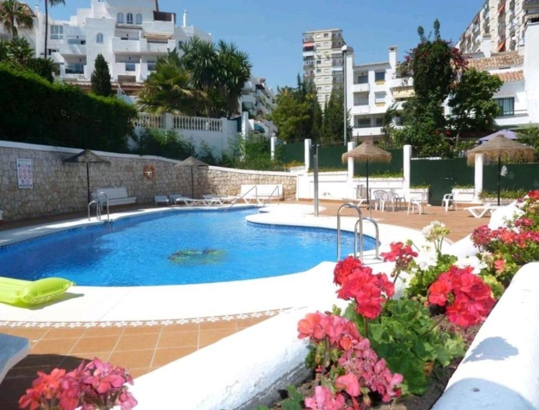 Apartamento Cerca Del Mar Con Piscina Y Parking. Apartment Benalmadena Bagian luar foto